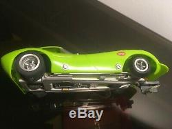 COX CHEETAHRACHA Iso-Fulcrum Chassis 16D Lime green Vintage slot car 1/24