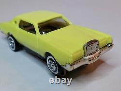 Mev 72 Lincoln Mk Iv, Ho Slot Car Yellow, Aurora Chassis (new In Box)
