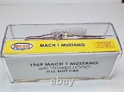 69 Mustang Mach 1, Rrr Dash Châssis, Ho Slot Car, Nouveau Chrome Rims & Tiresin Box