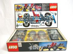 Châssis De Voiture Lego (8860) Avec Plat 4 Moteur Vintage 1980s Original Nouveau