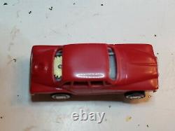 Mev, 61 Plymouth Valiant Red Ho Slot Car, Châssis Aurora Reconstruit (nouveau En Boîte)